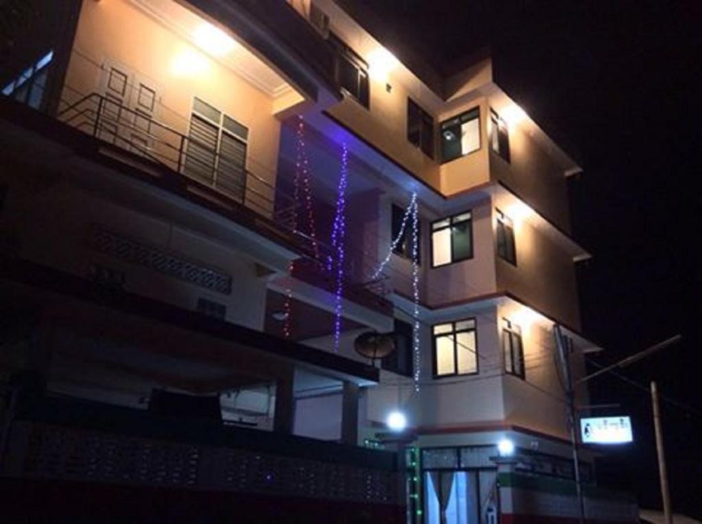เพนกวิน โฮเต็ล Hotel เกาะสอง ภายนอก รูปภาพ